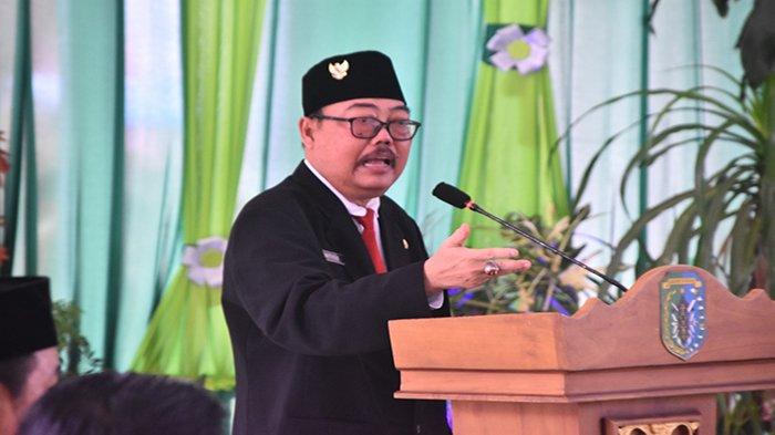 Sekda Sintang, Kartiyus.