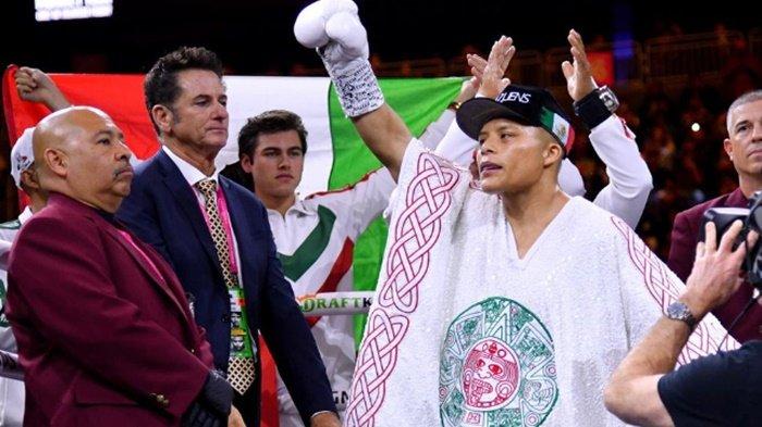 Selebrasi Isaac Cruz Sang Juara WBA.