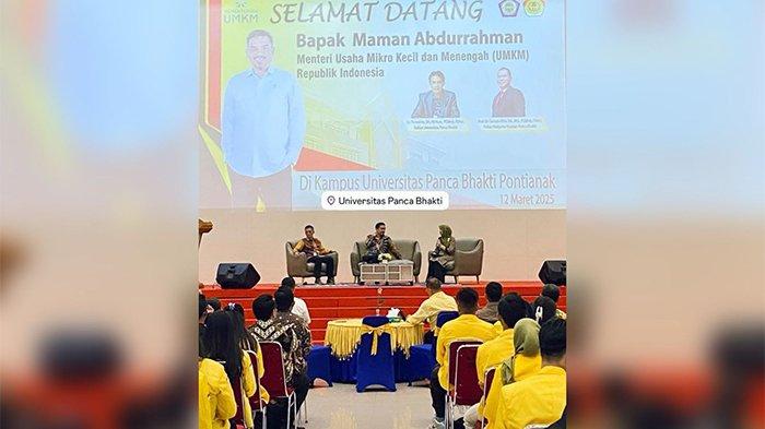GELAR STADIUM GENERAL - Universitas Panca Bhakti (UPB) Pontianak menggelar Stadium General Kebijakan Pemerintah terkait UMKM di Gedung Convention Center UPB, Rabu 12 Maret 2025. Dihadiri Menteri Usaha Mikro Kecil Mengah ( UMKM) Menteri Usaha Mikro Kecil Mengah ( UMKM) Maman Abdurrahman dan 300 peserta dari Civitas Akademika serta mahasiswa UPB Pontianak.