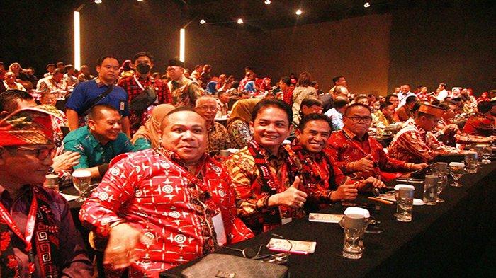 Wakil Wali Kota Pontianak Bahasan 2018-2023 (tiga dari kiri) saat menghadiri Rakernas X Jaringan Kota Pusaka Indonesia (JKPI) di Semarang.