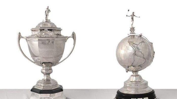 Trophy Thomas Cup dan Uber Cup
