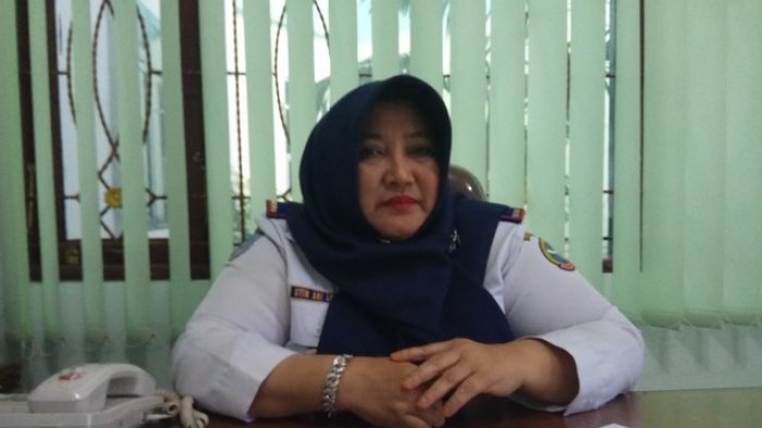 Utin Sri Lena Candramidi.