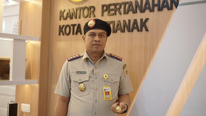 Kepala Kantor Pertanahan Kota Pontianak, Arli Buchari, S.T.,M.M.