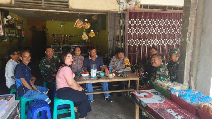 Polsek Menjalin laksanakan kegiatan Patroli Cipta Kondisi dan silaturahmi dalam rangka Cooling System menjelang Pilkada 2024, Jumat 27 September 2024.