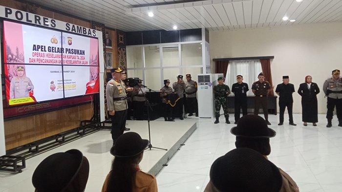 Kapolres Sambas saat memimpin operasi Keselamatan Kapuas 2024, di Aula Mapolres Sambas, belum lama ini.