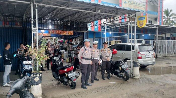 Polres Singkawang melaksanakan pengamanan dalam rangkaian kegiatan kampanye yang dilakukan oleh Paslon Nomor Urut 03, Dr. H. Andi Syarif T.U.W, S.T., M.T., M.Si. (Han) dan Ir. H. Yusnita Fitriadi.