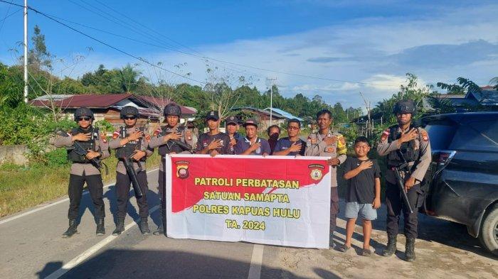Sat Samapta Polres Kapuas Hulu melaksanakan patroli perbatasan di Kecamatan Empanang, tepatnya di Dusun Telutuk, Desa Laja Sanjang, Sabtu 5 Oktober 2024