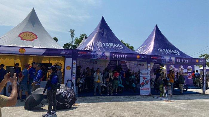 Suasana kegiatan seri ke-2 Shell bLU cRU Yamaha Enduro Challenge 2023 yang digelar di Kawasan Sabang Merah, Kecamatan Kapuas, Kabupaten Sanggau, Kalbar, pada 9 hingga 10 September 2023.