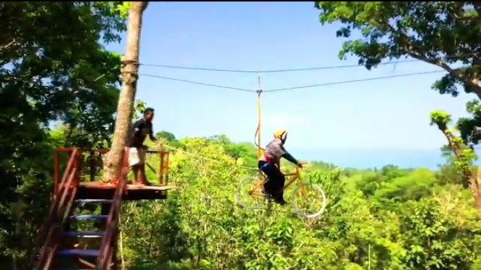 Suasana di Karinjing Forest, objek wisata baru di Desa Bagolo Kecamatan Kalipucang Kabupaten Pangandaran