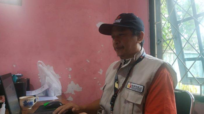 Ketua Panwascam Cijeungjing, Yudilfan Aziz.