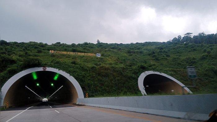 Terowongan kembar di Tol Cisumdawu Seksi 2, Sumedang