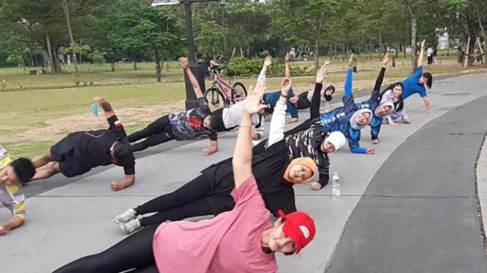 Olahraga ketika berpuasa di bulan Ramadan.