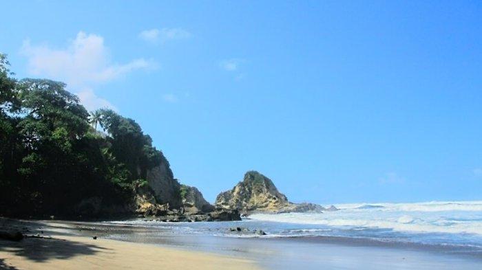 pantai karang nini. google maps. sumber: Adam Satria Photography