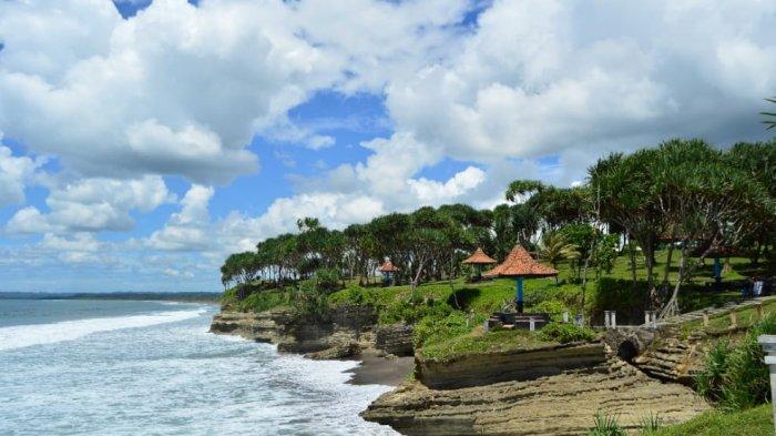 Pantai Batu Hiu Pangandaran