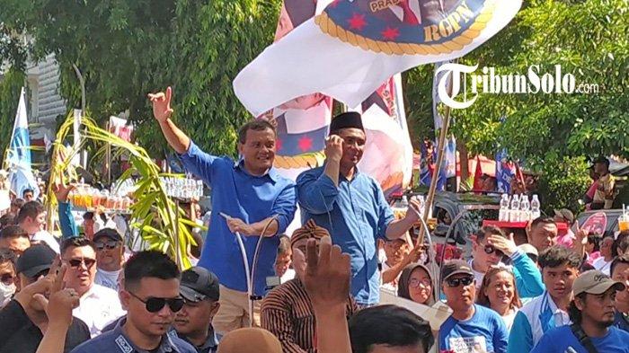 Paslon nomor urut 2 di Pilgub Jateng 2024, Ahmad Luthfi dan Taj Yasin menggelar kampanye akbar di Benteng Vastenburg Solo, Minggu (17/11/2024) pagi diikuti oleh sejumlah tokoh nasional.