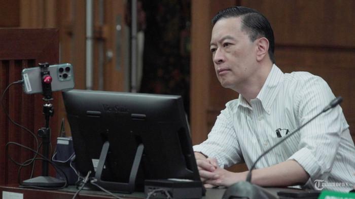 SIDANG TOM LEMBONG - Terdakwa kasus dugaan korupsi impor gula Mantan Menteri Perdagangan RI Thomas Trikasih Lembong atau Tom Lembong menjalani sidang pembacaan vonis di Pengadilan Tipikor, Jakarta Pusat, Jumat (18/7/2025). Majelis hakim telah memvonis Tom dengan hukuman 4,5 tahun penjara dalam perkara dugaan korupsi importasi gula di Kementerian Perdagangan RI periode 2015-2016.