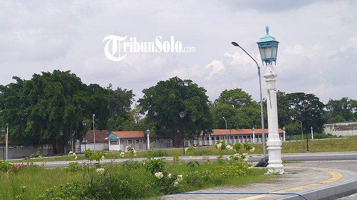 Suasana di Alun-Alun Selatan.