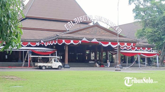 DUGAAN PELECEHAN - Ilustrasi Balai Kota Solo, Senin (16/6/2025). Dugaan pelecehan seksual bermula dari aduan di laman ULAS bahwa dilakukan oleh seorang yang berstatus ASN yang bertugas di Dinas Kesehatan Kota (DKK) Solo. Kasus dugaan pelecehan seksual yang terjadi di lingkup Pemerintah Kota (Pemkot) Solo itu kini telah masuk ke dalam ranah hukum.