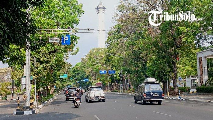 ARUS MUDIK. Ilustrasi Lalu Lintas di Jalan Slamet Riyadi Solo, Jawa Tengah, Selasa (5/3/2024). Puncak mudik di Solo diprediksi terjadi pada Jumat (28/3/2025).