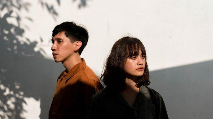 Formasi baru Banda Neira dengan Ananda Badudu dan Sasha.