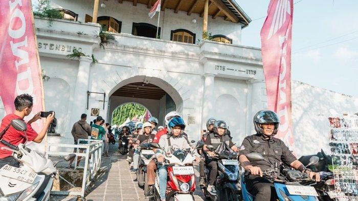 JAMNAS DI SOLO - Republik Beat Indonesia (RBI) sukses menggelar Jambore Nasional (Jamnas) XI di Solo, Jawa Tengah, yang dihadiri oleh lebih dari 500 biker dari seluruh Indonesia.