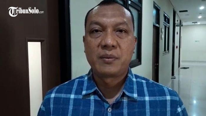 UNGKAP KASUS PELECAHAN - Kasat Reskrim Polres Sukoharjo, AKP Zaenudin, Jumat (25/4/2025). Kepolisian Resor (Polres) Sukoharjo telah mengamankan pelaku pelecahan seksual terhadap anak di bawah umur di Sukoharjo berinisial DI (37).