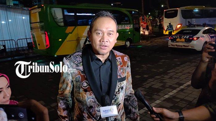 Komedian Lies Hartono atau yang lebih dikenal Cak Lontong, usai mengikuti tasyakuran pernikahan Kaesang dan Erina, Minggu (11/12/2022)