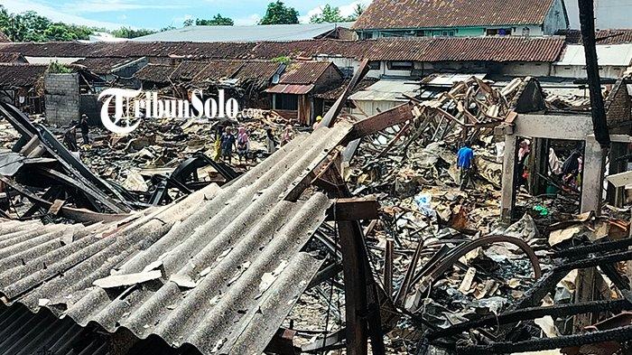 Kondisi pasar Karanggede usai terbakar, Senin (4/11/2024).