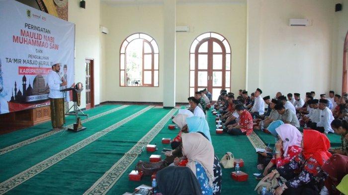 Pengajian peringatan Maulid Nabi Muhammad SAW di Masjid Nurul Istiqlal kompleks Gedung Grha Bung Karno (GBK), Habib Sholeh bin Abdurrahman Al Jufri sebagai pengisi materi, Selasa (3/10/2023).