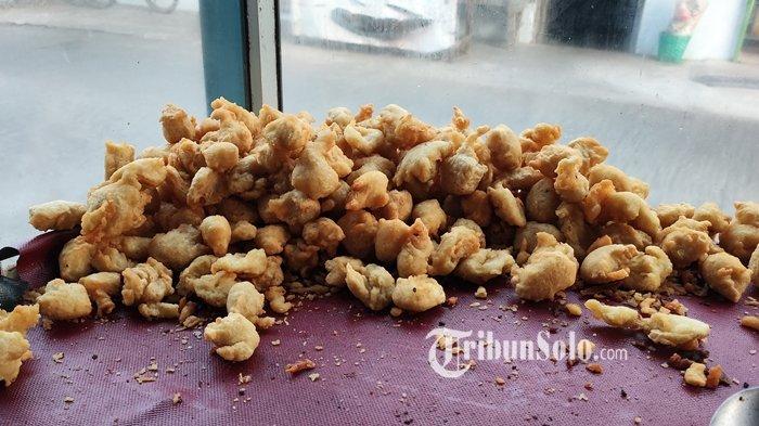 Menu kepelan Mbah Suwarni, di Dukuh Ciro, Desa Keden, Kecamatan Pedan, Selasa (26/7/2022).