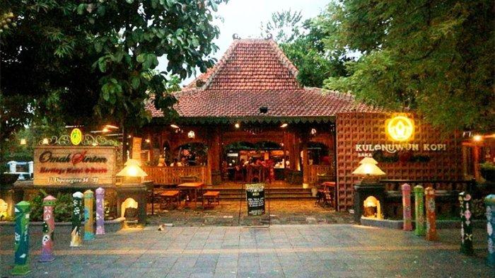 Omah Sinten Heritage Hotel & Resto