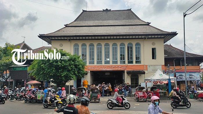 BERAS SPHP LANGKA : Potret Pasar Gede Solo, difoto Kamis (12/1/2023). Sudah dua minggu ini beras SPHP hilang dari pasaran. Ini pertama kalinya stok beras SPHP bisa hilang menjelang ramadhan