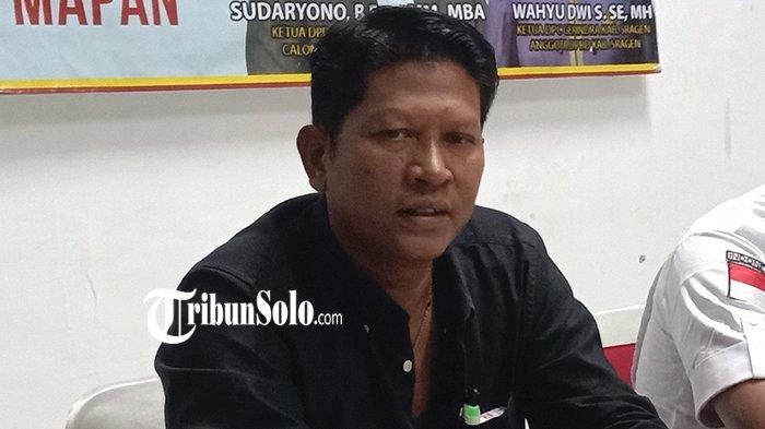 Prihandoko, Caleg DPRD Sragen terpilih dari PKS ditemui TribunSolo.com usai menyerahkan berkas pendaftaran Bacabup di DPC Partai Gerindra Sragen, Rabu (5/6/2024).