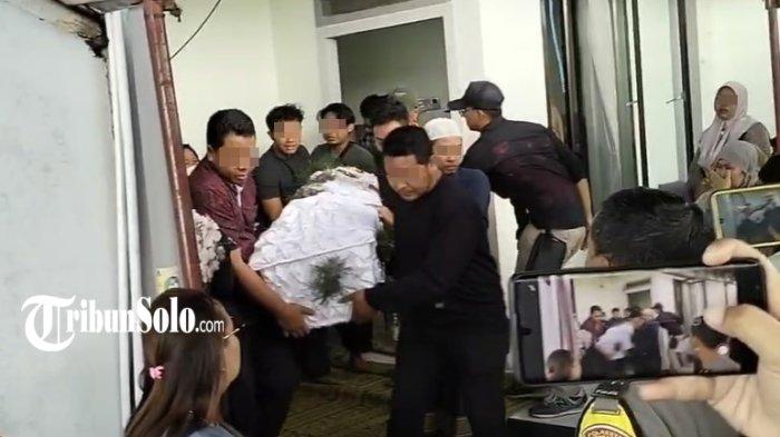 Santri SMP Pesantren Tahfidz Az-Zayidiyy Sanggrahan Sukoharjo, Abdul Karim Putra Wibowo yang diduga tewas dianiaya senior