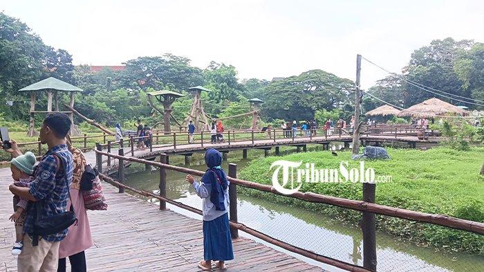 RAMAI DI LEBARAN : Suasana di Solo Safari saat libur Lebaran, beberapa waktu lalu. Pada Lebaran 2025 ini, kunjungan Solo Safari per hari tembus hingga 6500 pengunjung. Jumlah ini dua kali lipat dibanding akhir pekan di hari-hari biasa.