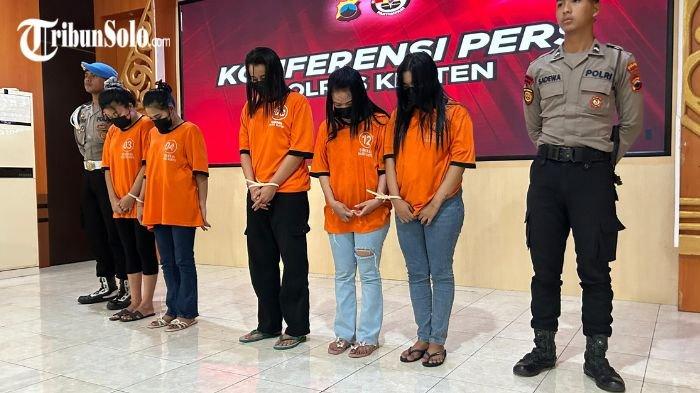 Tampang 5 perempuan, para pelaku penganiayaan kepada anak dibawah umur yang diamankan Polres Klaten.