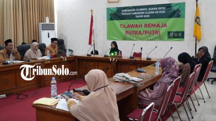 TILAWAH REMAJA - Peserta Lomba Tilawah Remaja Putra/Putri MTQ ke-XXXI tingkat Kabupaten Klaten, pada Kamis (12/6/2025) di Komplek Kantor Setda Kabupaten Klaten.