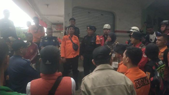 Upaya pencarian Rizal di Gorong-gorong Sindangsari Bogor dihentikan, Senin (13/11/2023)