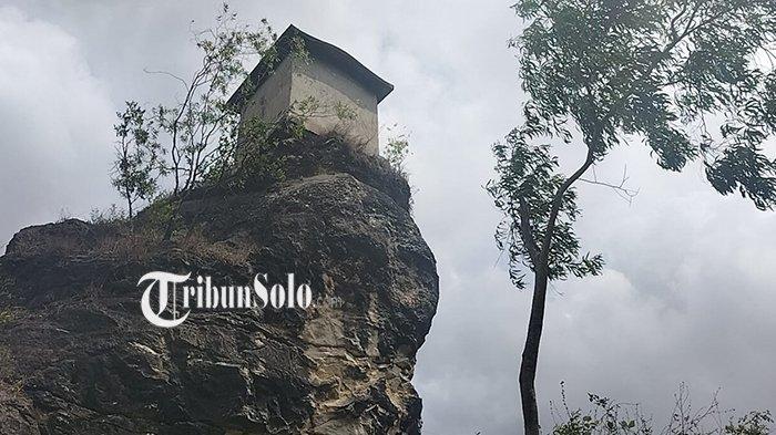 Penampakan Bangunan Tua di Bukit Patrum, Desa Krakitan, Kecamatan Bayat Kabupaten Klaten, Rabu (10/11/2021).