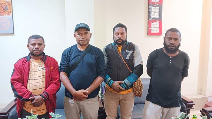 Yohanes Viktor Baru meminta KPU RI untuk bertanggungjawab terhadap revisi SK penetapan anggota komisioner KPU di Kabupaten Tambrauw.
