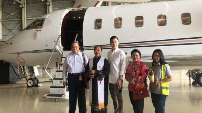 Pesawat jet pribadi suami Sandra Dewi, Harvey Moeis yang diberikan ke Sandra Dewi dan anak mereka, Raphael Moeis sebagai hadiah ulang tahun.