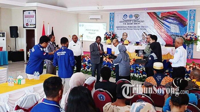 Tim Asesor BAN-PT resmi menggelar asesmen lapangan di Civitas Akademika Universitas Werisar Sorong Selatan, Papua Barat Daya.