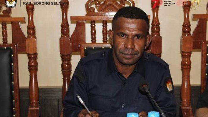 Kordiv Teknis Penyelenggara, Eliaser Kombado.