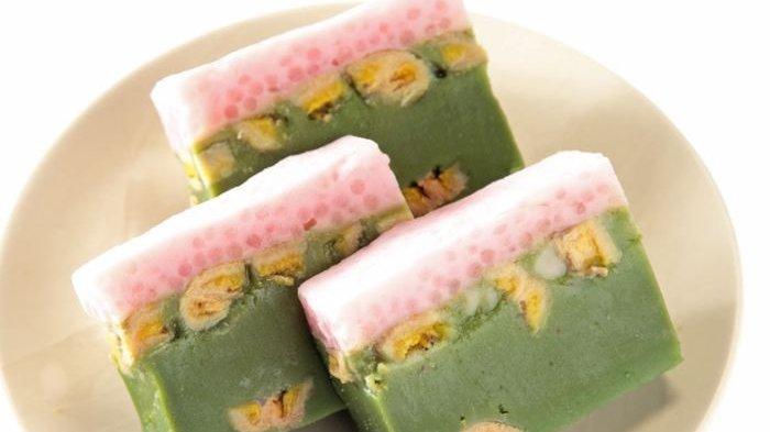 Bahan dan resep membuat kue Amparan Tatak Pisang Mutiara, makanan tradisional dari Kalimantan