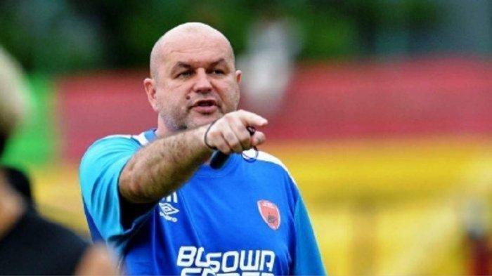 Bojan Hodak saat masih melatih PSM Makassar.