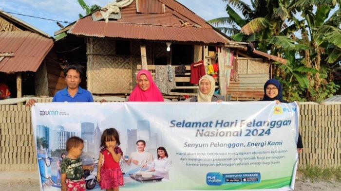 Hari Pelanggan Nasional 2024, PT PLN (Persero) Unit Pelaksana Pelayanan Pelanggan (UP3) Parepare melaksanakan program penyalaan listrik gratis