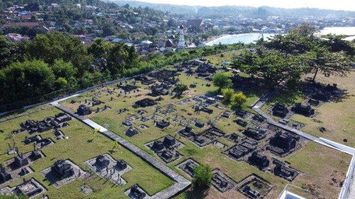 Kompleks makam raja-raja dan hadat Banggae yang terekam menggunakan kamera Drone, Sabtu (8/7/2021).