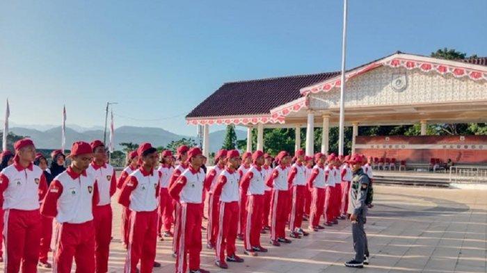 Ilustrasi latihan Paskibra.