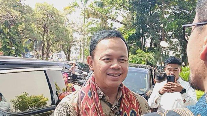 Wamendagri, Bima Arya saat tiba di Ballroom Grand Maleo Hotel, Mamuju, Kamis (16/1/2025).