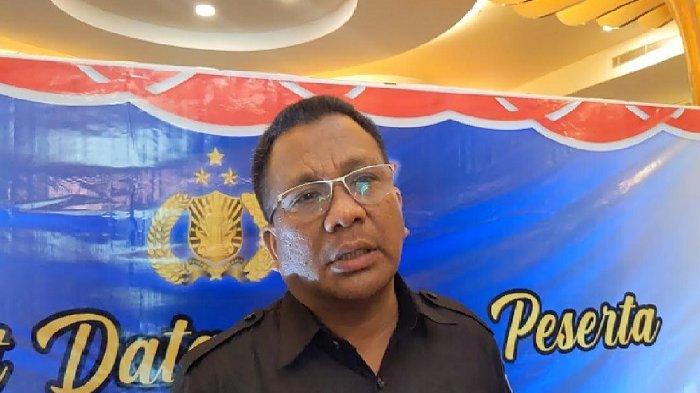 Komisi Pemilihan Umum atau KPU Provinsi Sulawesi Tenggara (Sultra) menyebut ada beberapa wilayah yang dinilai rawan dalam Pemilihan Umum atau Pemilu 2024 mendatang. Hal itu disampaikan Ketua KPU Provinsi Sultra, Asril saat ditemui awak media TribunnewsSultra.com, Selasa (3/10/2023).